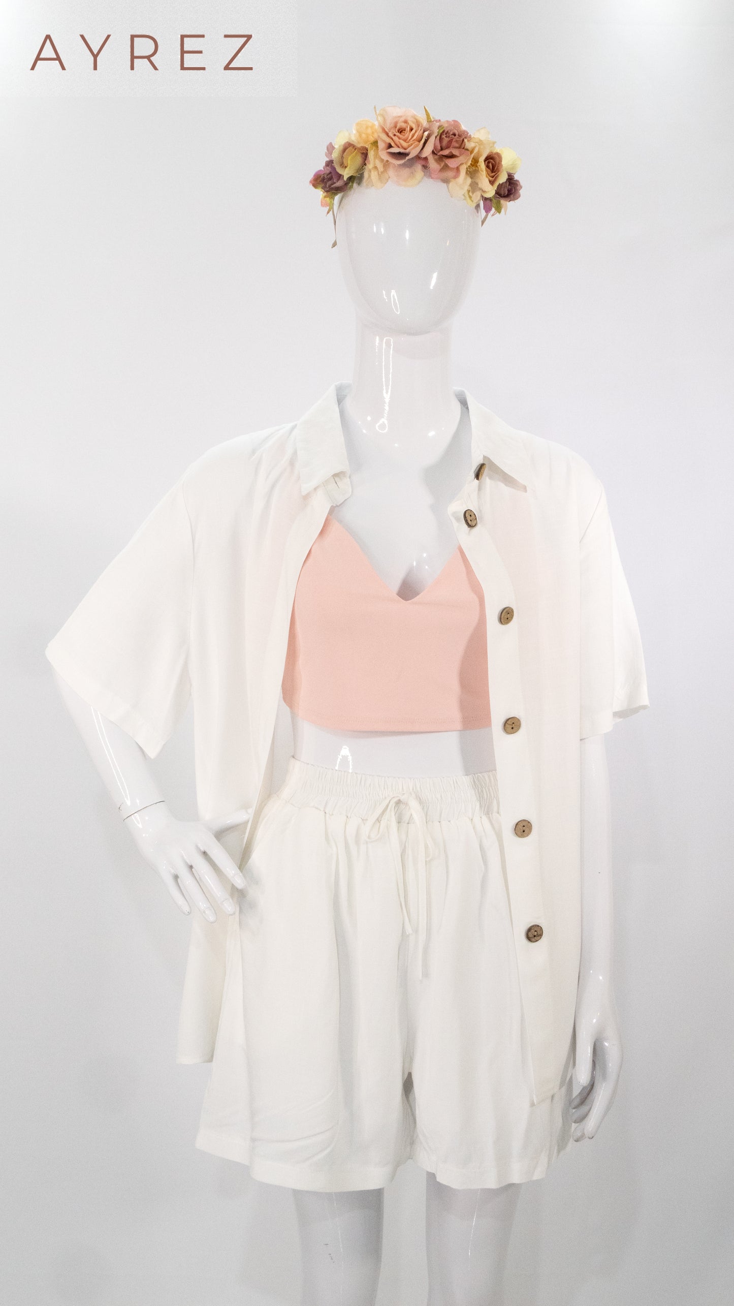 Conjunto short y sobrecamisa marfil