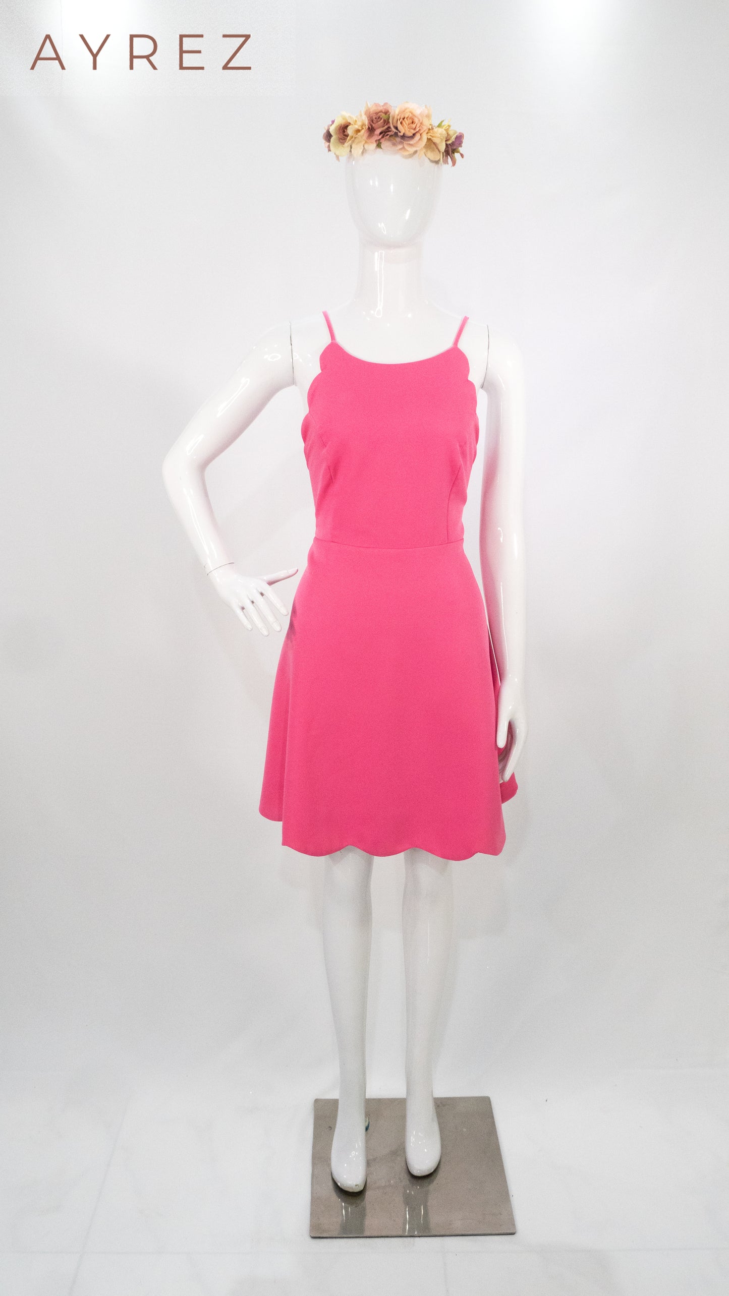 Vestido mini cut-out en efecto piel